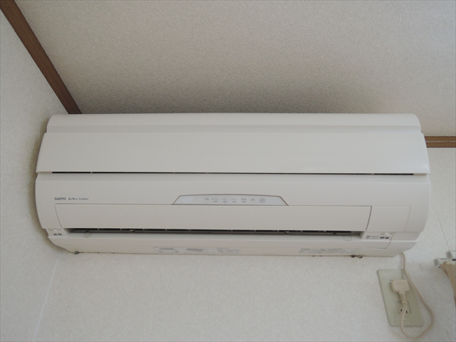 ６帖洋室【エアコン】