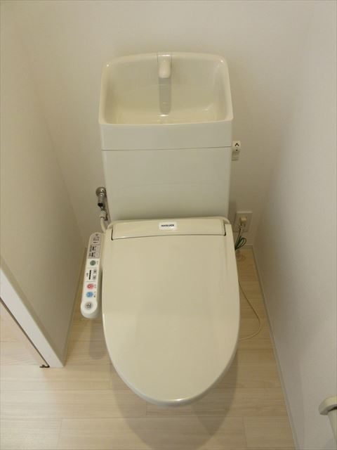 温水洗浄便座