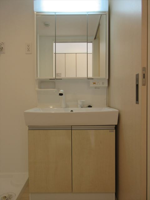 洗髪洗面化粧台