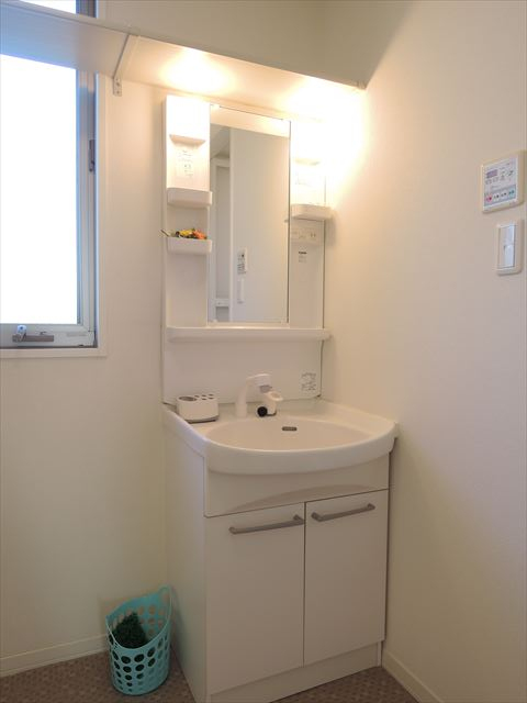 洗髪洗面化粧台